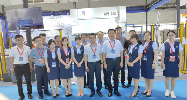 2021第24屆青島國際機床博覽會：LAG葛世?國際機器手折彎單位成為現場注視的核心！